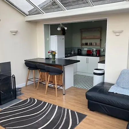 Comfy And Welcoming 2 Bedroom Annex. * Padstow